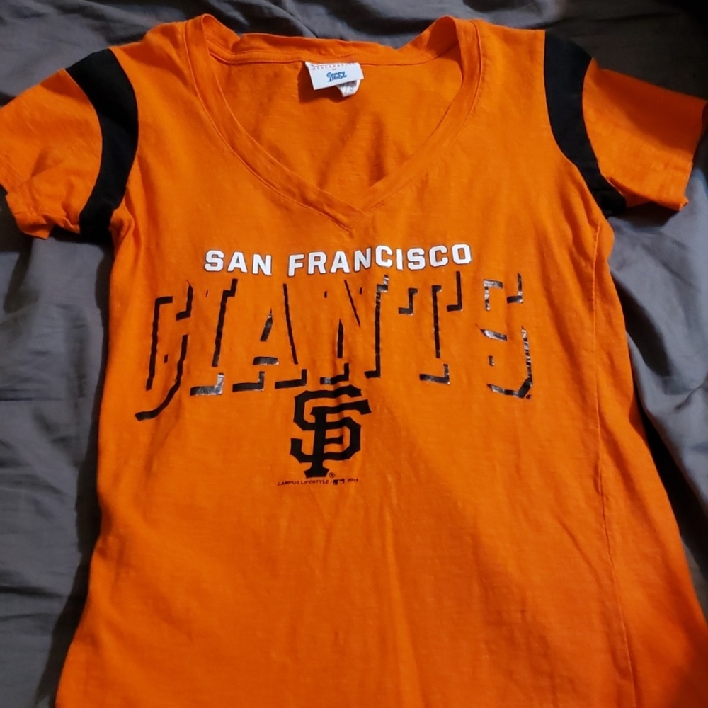 Giants t shirt